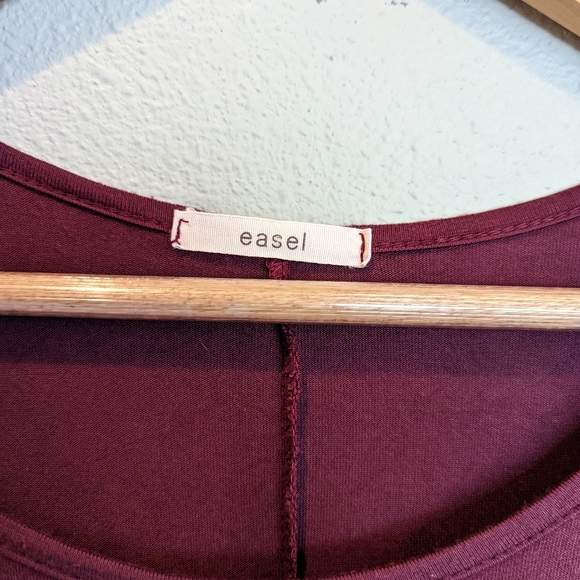 EASEL Ruffle Hem Tunic - Picture 2 of 4